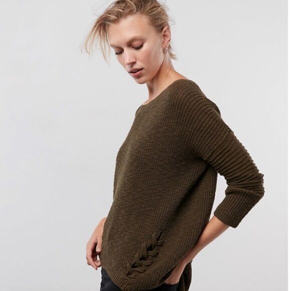 ✨ HP✨Express Side Lace-Up Tunic Sweater✨ - Picture 3 of 5